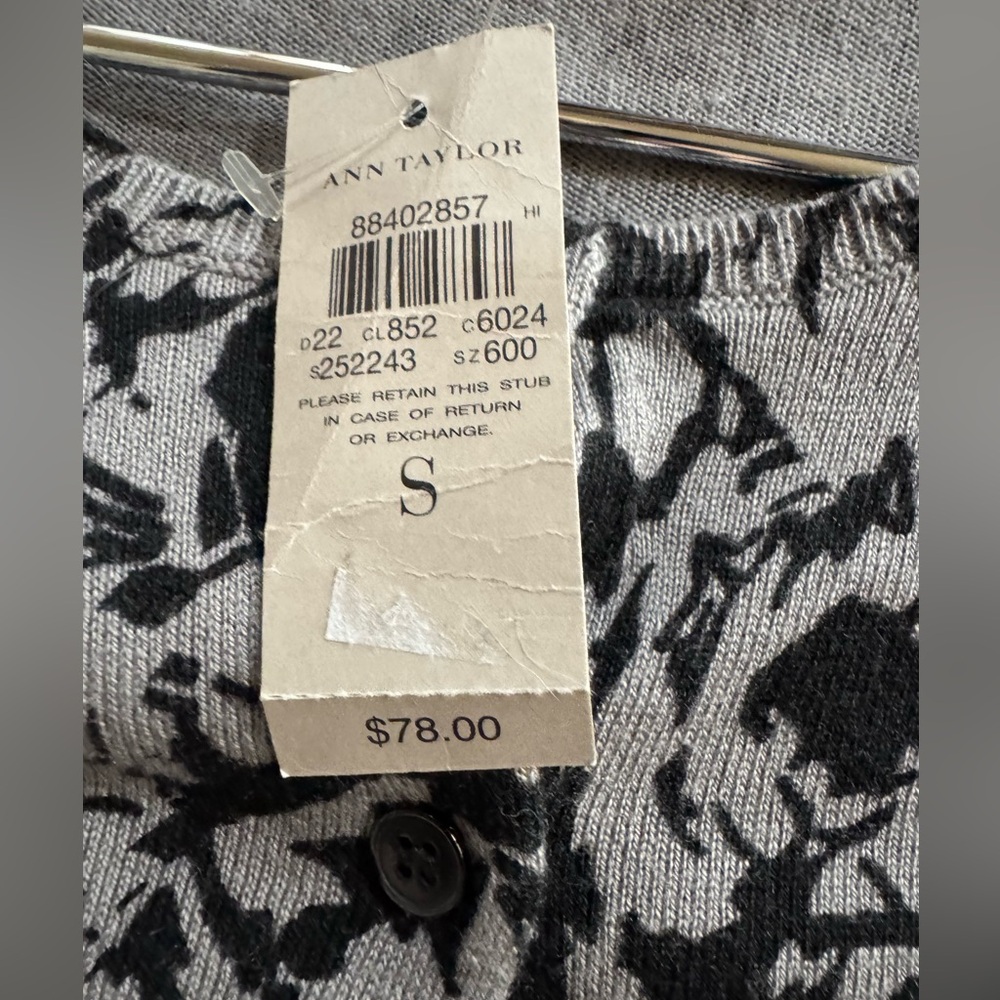 NWT Ann Taylor Cardigan - Picture 3 of 8